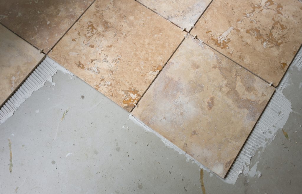 terrasse en pierre naturelle comment nettoyer