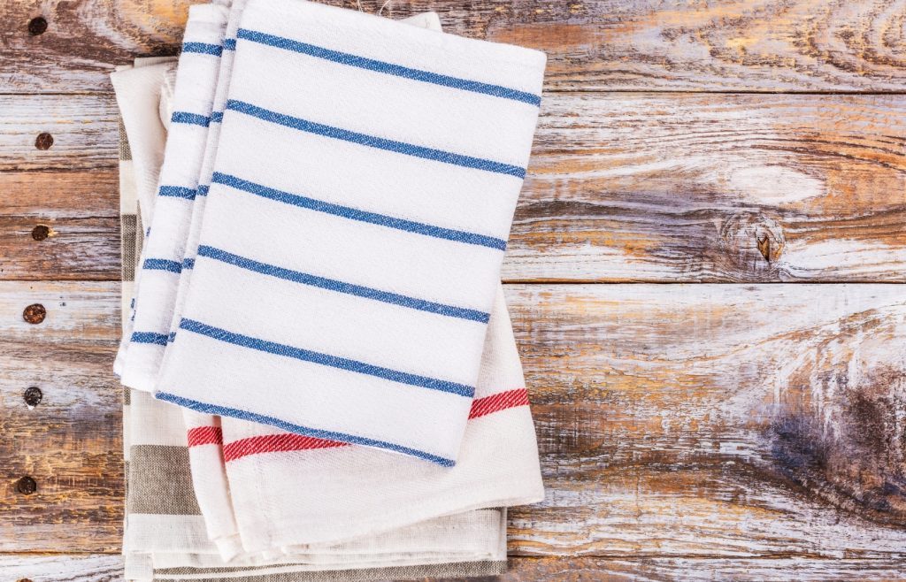 comment laver efficacement des torchons très encrassés