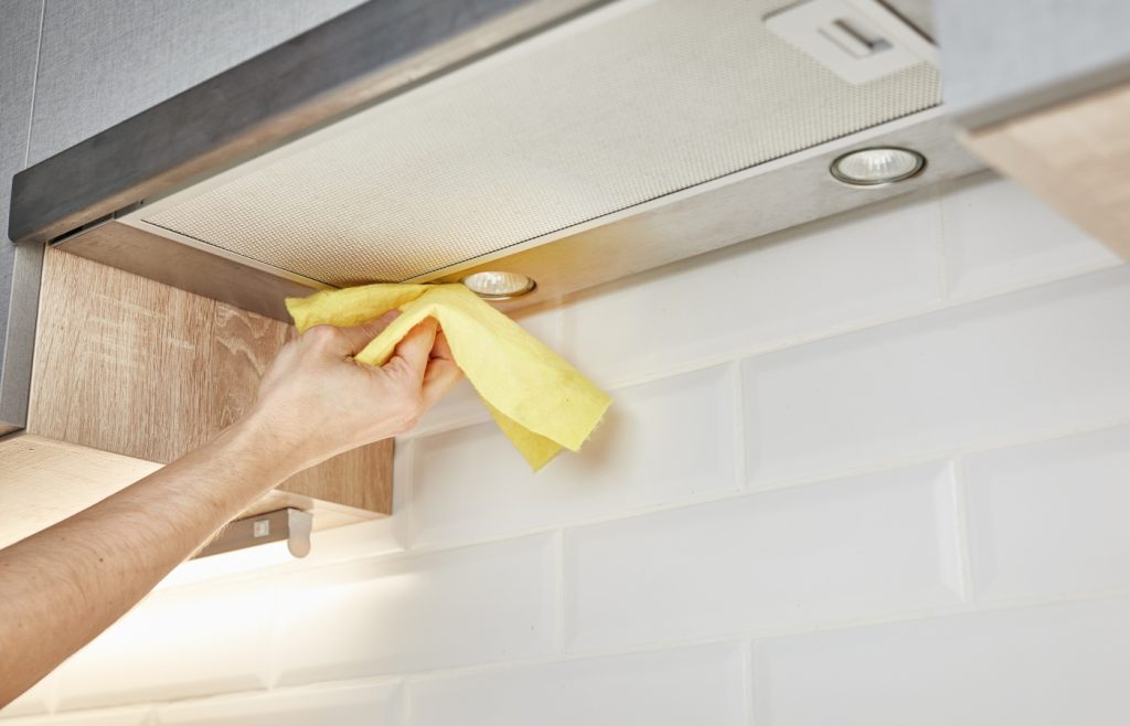 nettoyer hotte de cuisine
