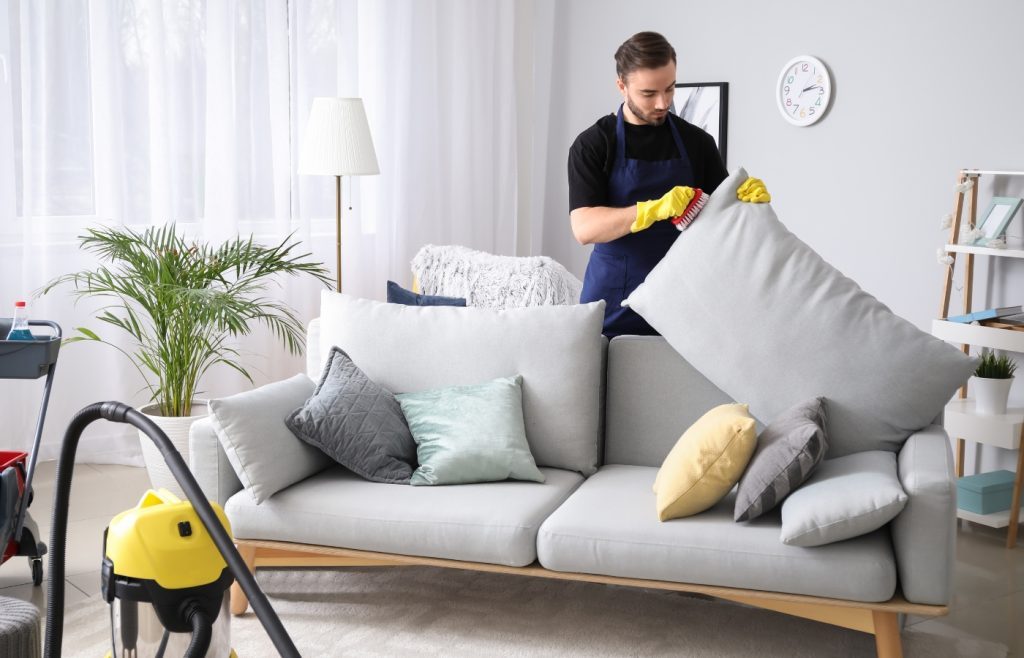 astuces grand mere nettoyer canapé tissu